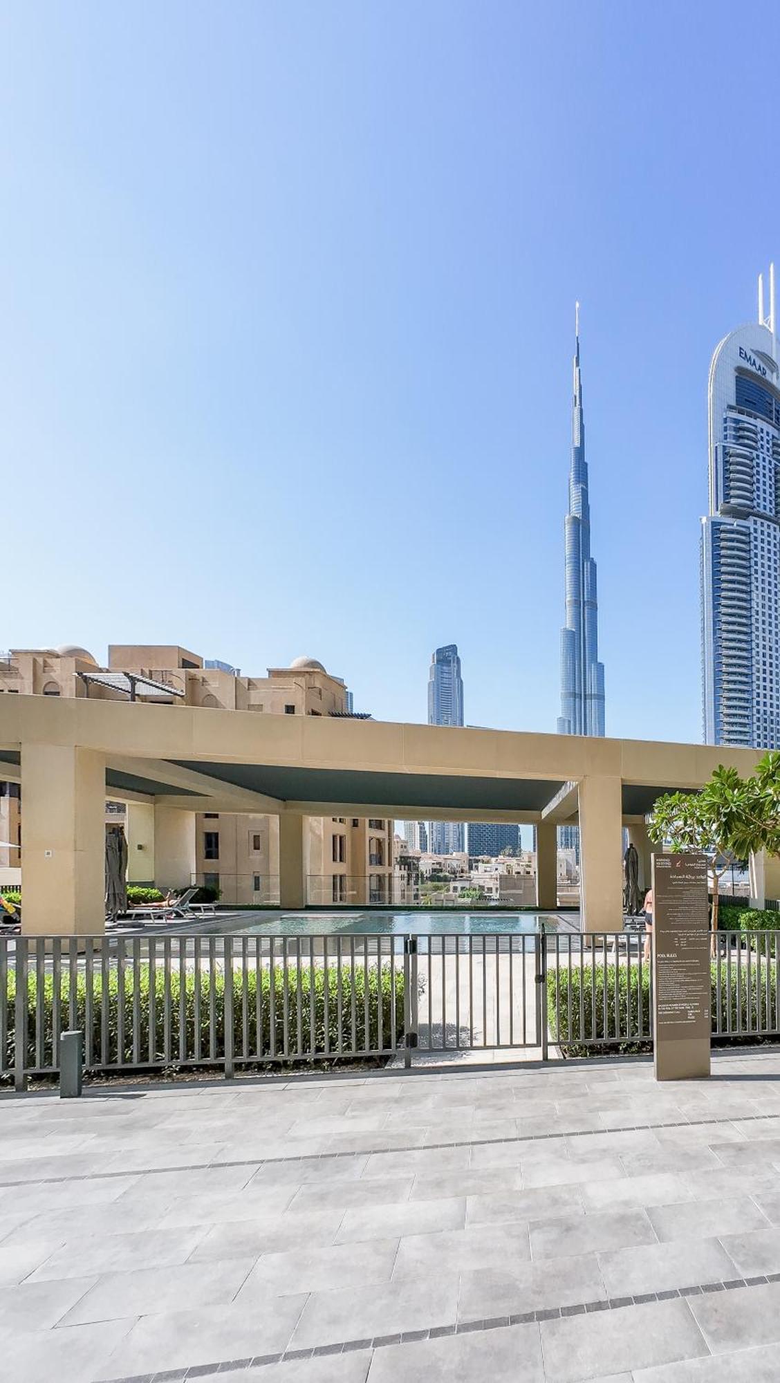 Prime Downtown Location 2br Burj Royale Dubai