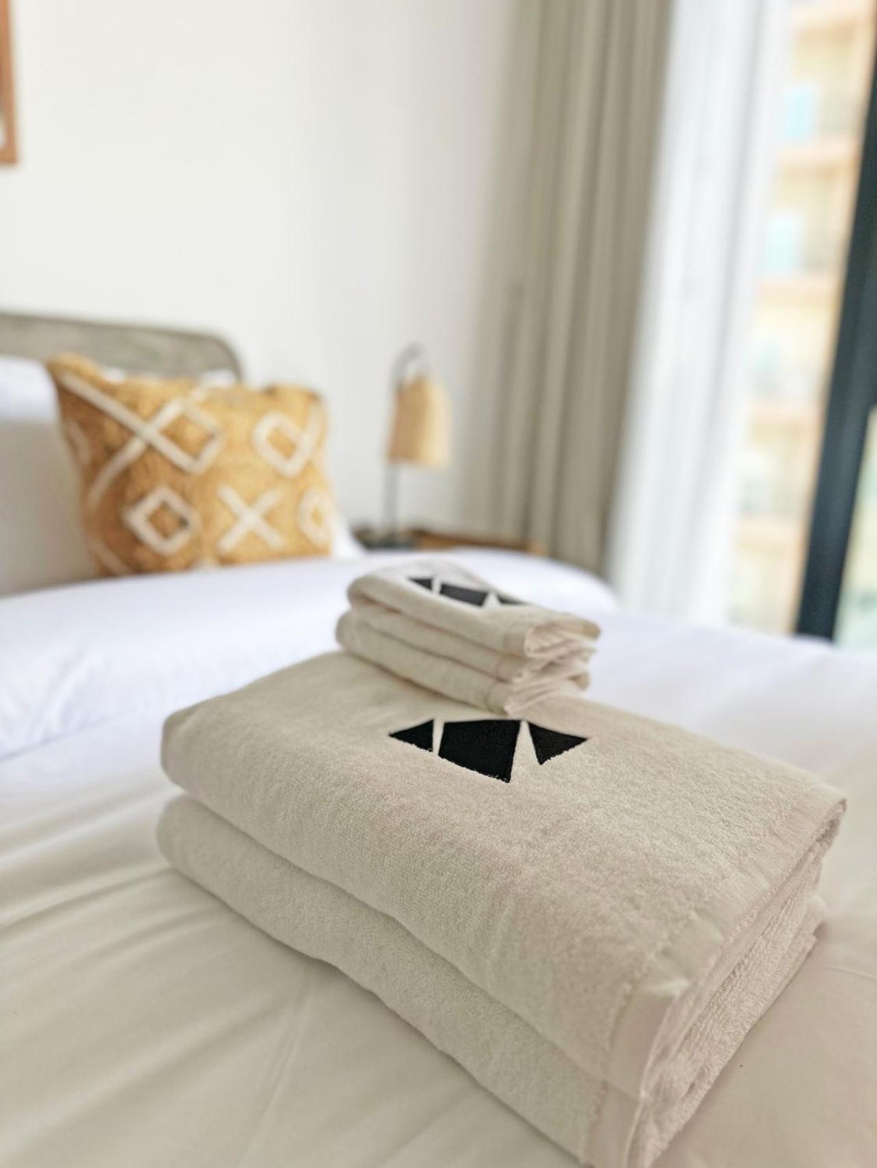 Apartment Comfy 1br W Cinema Business Centre Pool Table And Sauna