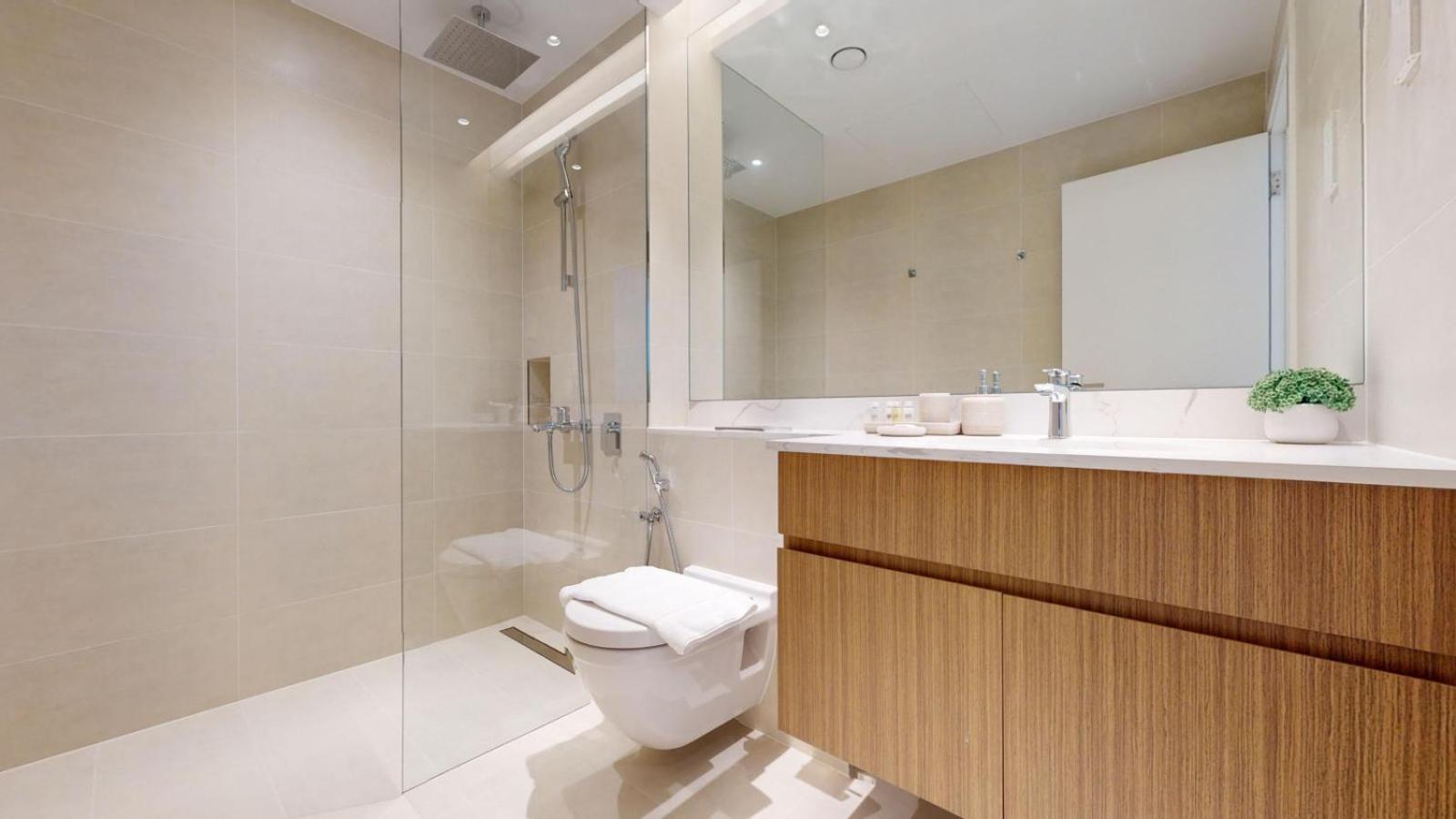 Apartment La Sirene 3 - Elegant Two Bedroom In Jumeirah 1
