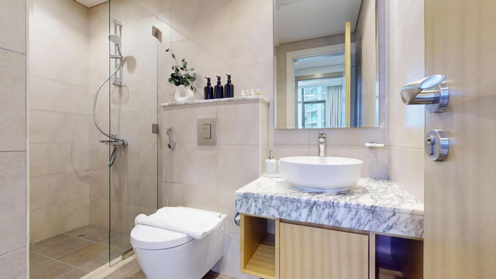 Aykon - Glamorous Two Bedroom In Business Bay * Dubai