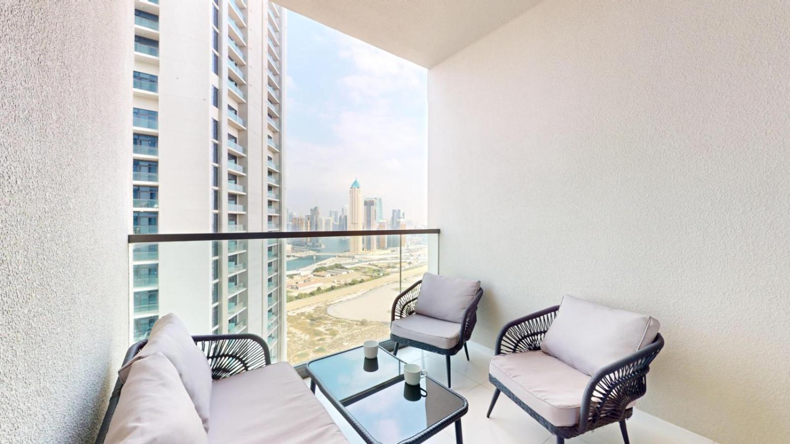 Aykon - Glamorous Two Bedroom In Business Bay * Dubai