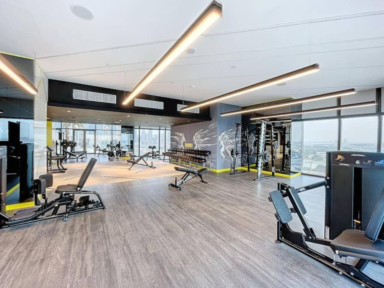 Aykon - Glamorous Two Bedroom In Business Bay Apartment *