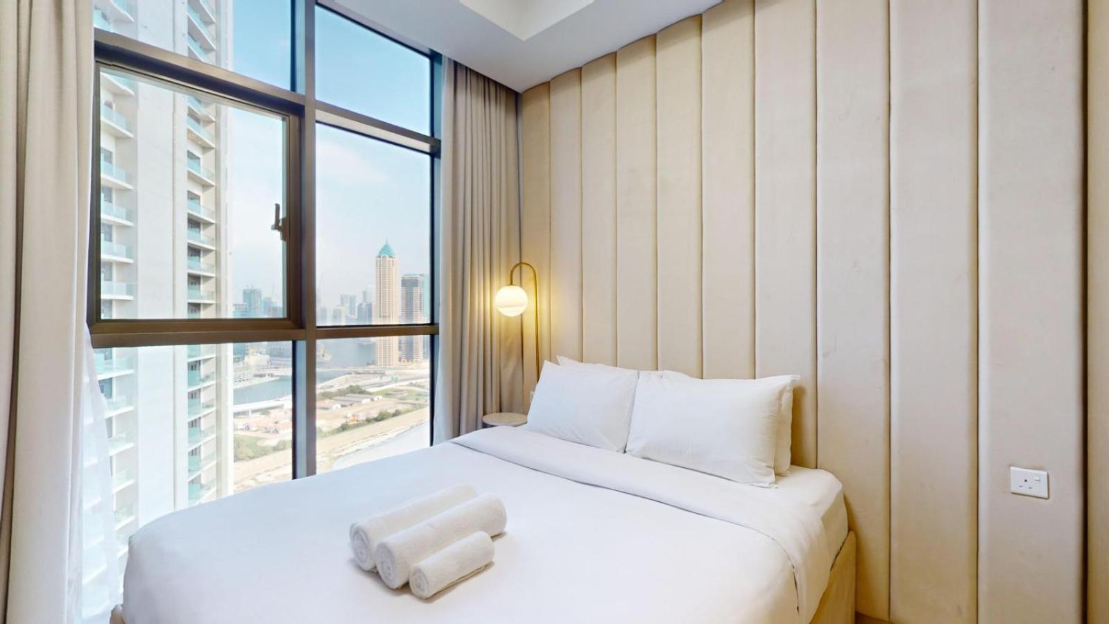Aykon - Glamorous Two Bedroom In Business Bay * Dubai