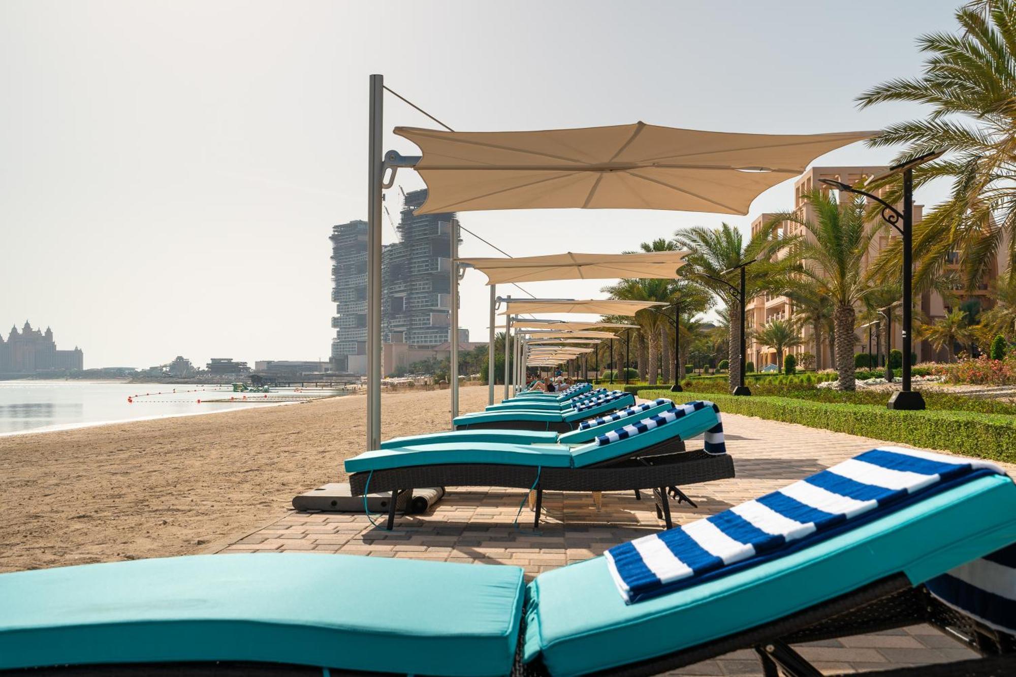 Apartment Amazing Beachfront Apartments Near Atlantis Waterpark By Simply Comfort Sarai Palm Jumeirah *