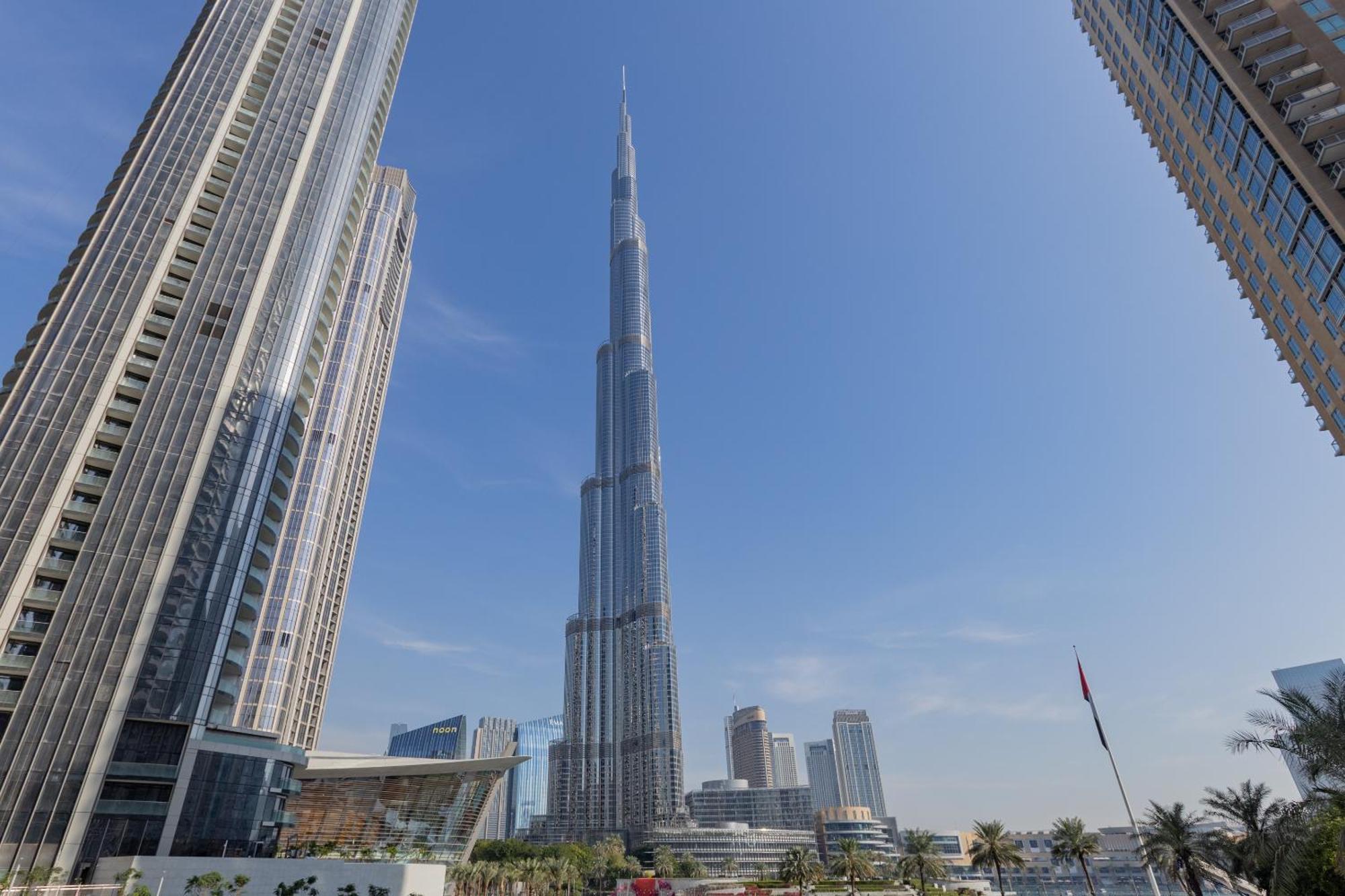 Steps To Mall & Burj, Ideal In Downtown *