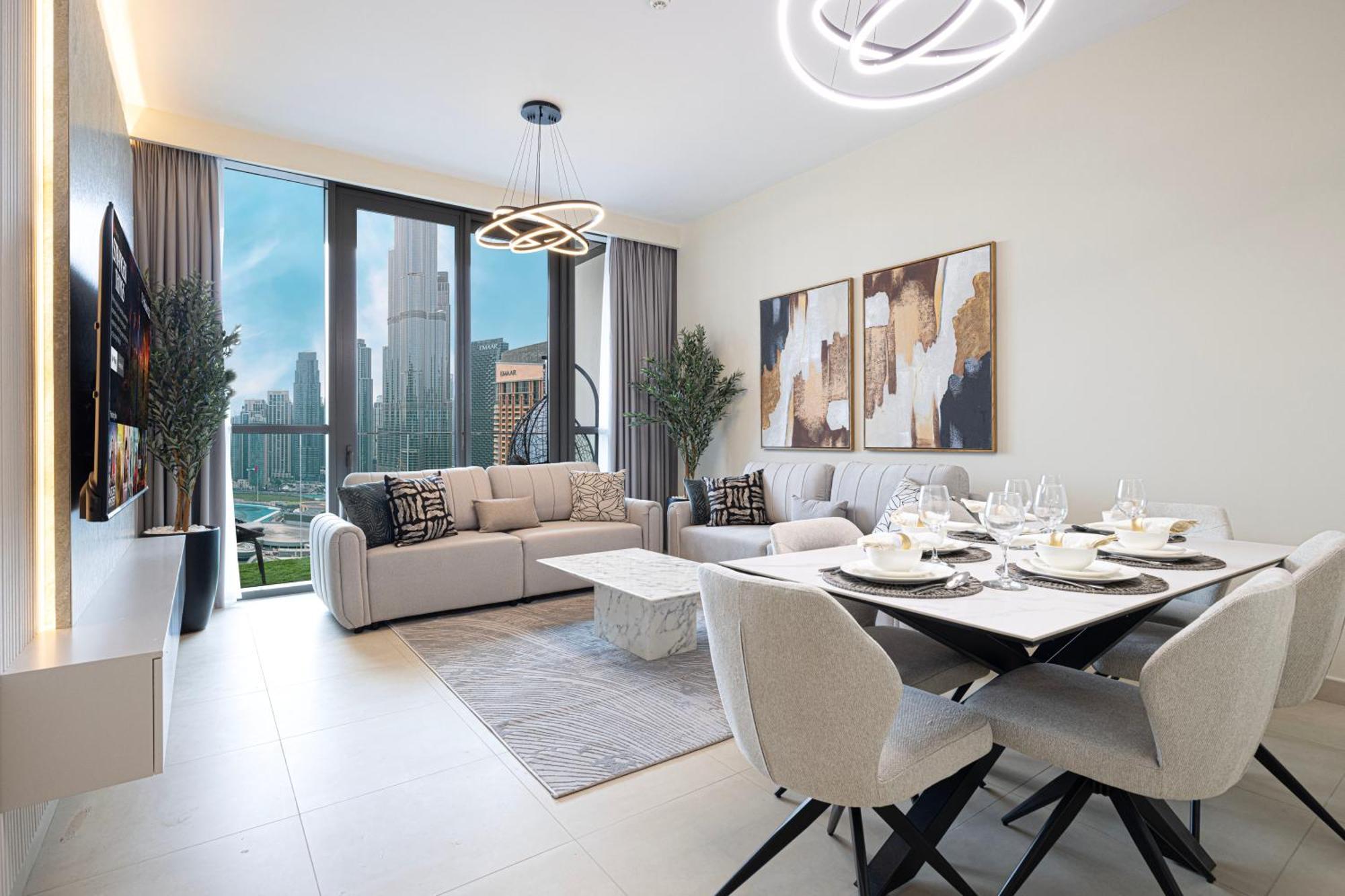 Stunning Burj Views New Luxe 2br Mall Access