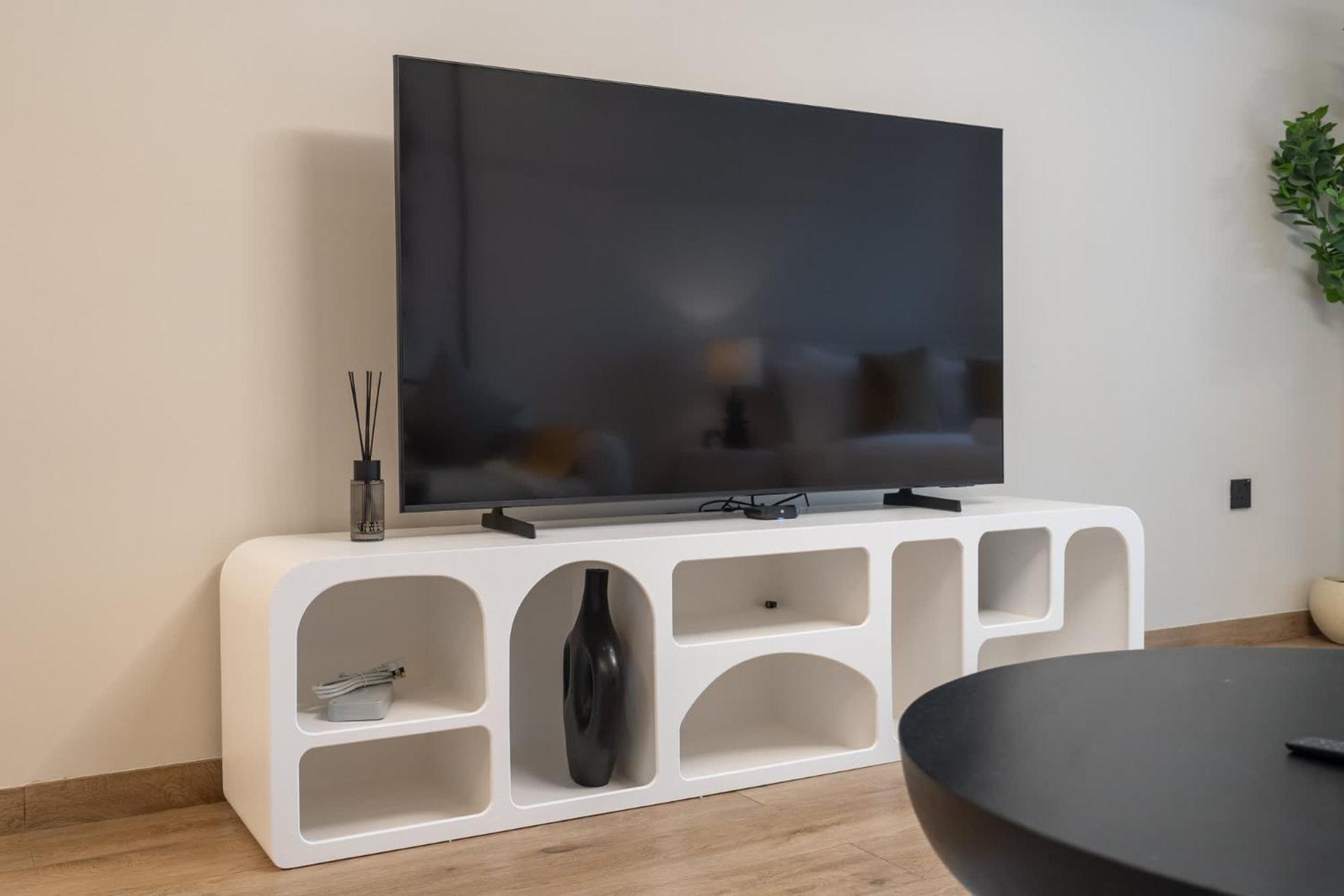 Apartment Cozy & Stylish In Jvc Dubai