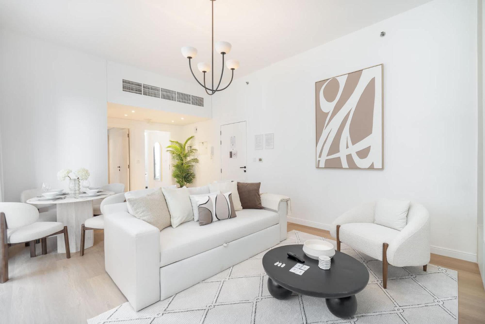 Bright And Airy 1-bedroom Perfect For 4 In Marina Apartment Dubai