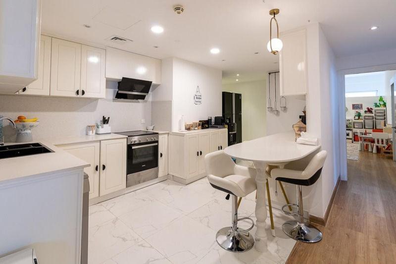 Apartment Sunrise To Sunset, Magnificent Ain Views From Your Spacious 3br Maids By Petals Homes Dubai