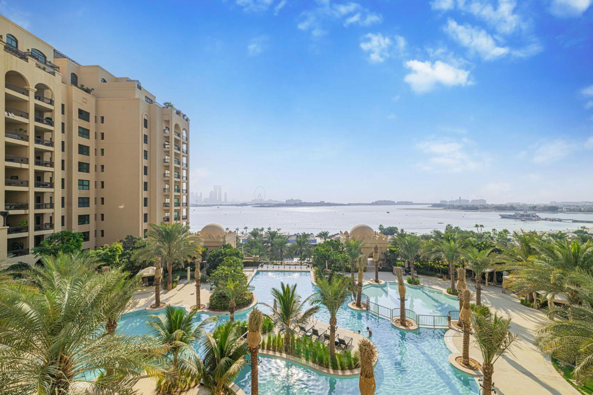 Daniels 2br At Fairmont South The Palm Jumeirah *
