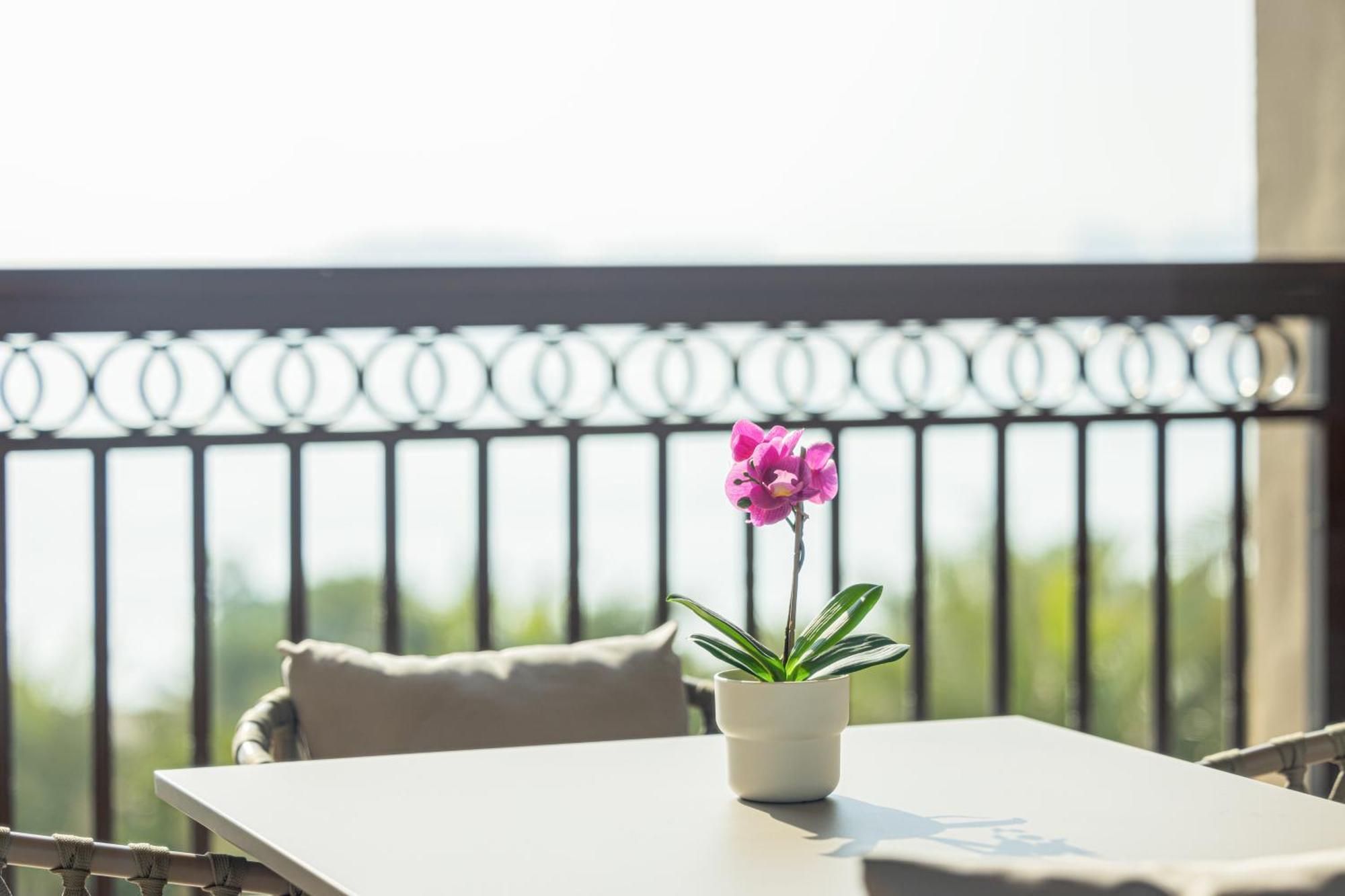 Daniels 2br At Fairmont South The Palm Jumeirah