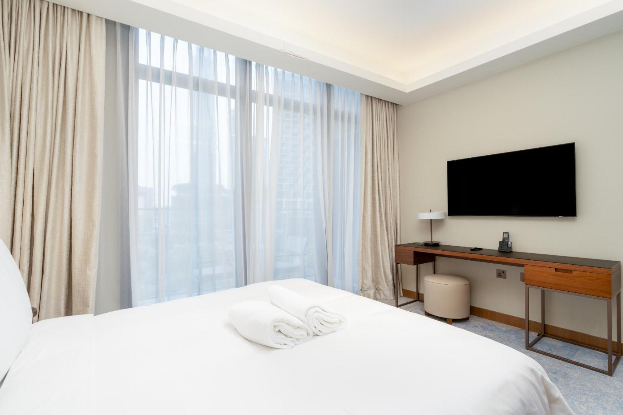 Apartment 313 Premium At The Iconic Address Opera *