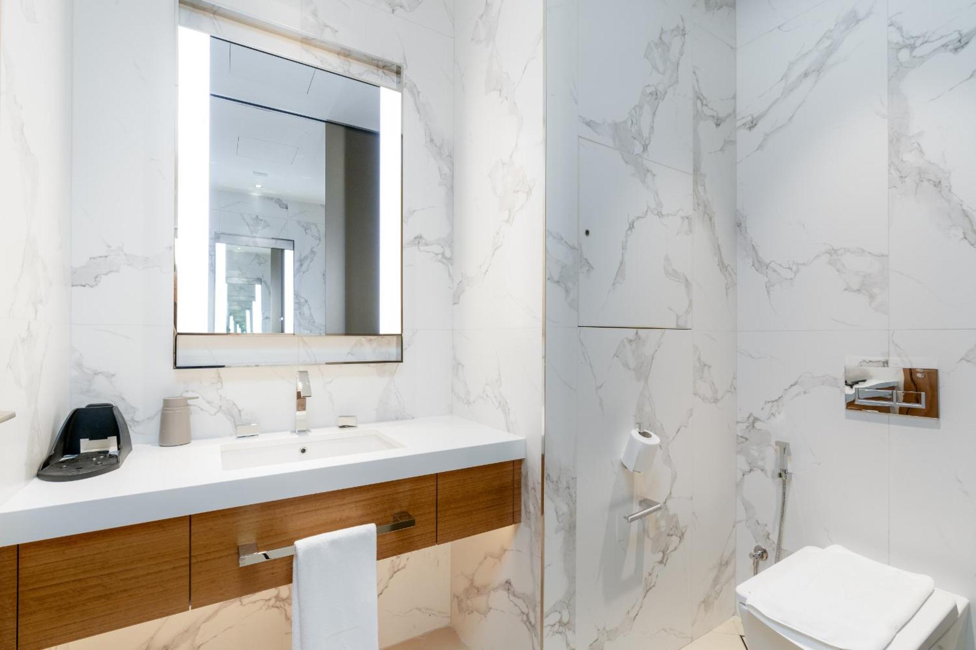 Apartment 313 Premium At The Iconic Address Opera Dubai