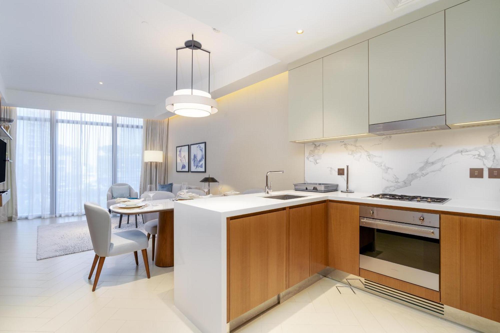 Apartment 313 Premium At The Iconic Address Opera
