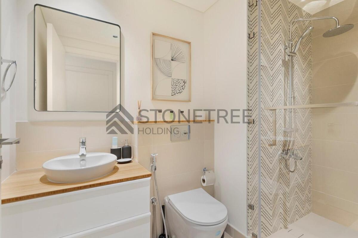 Cozy 1br At Collective Tower 1 Near Hills Mall Apartment