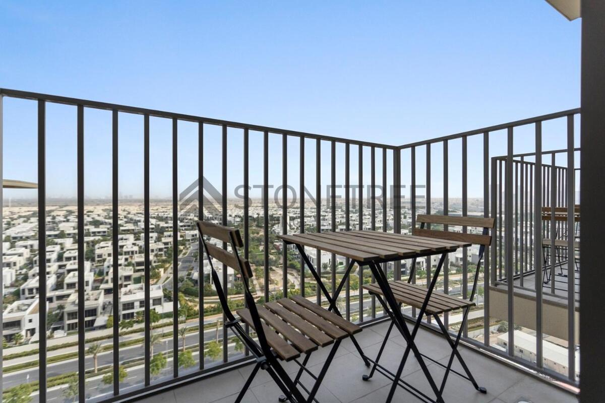 Cozy 1br At Collective Tower 1 Near Hills Mall Apartment