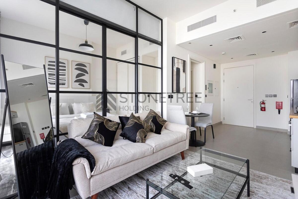 Apartment Modern 1br At Collective Tower 1 Near Hills Mall *