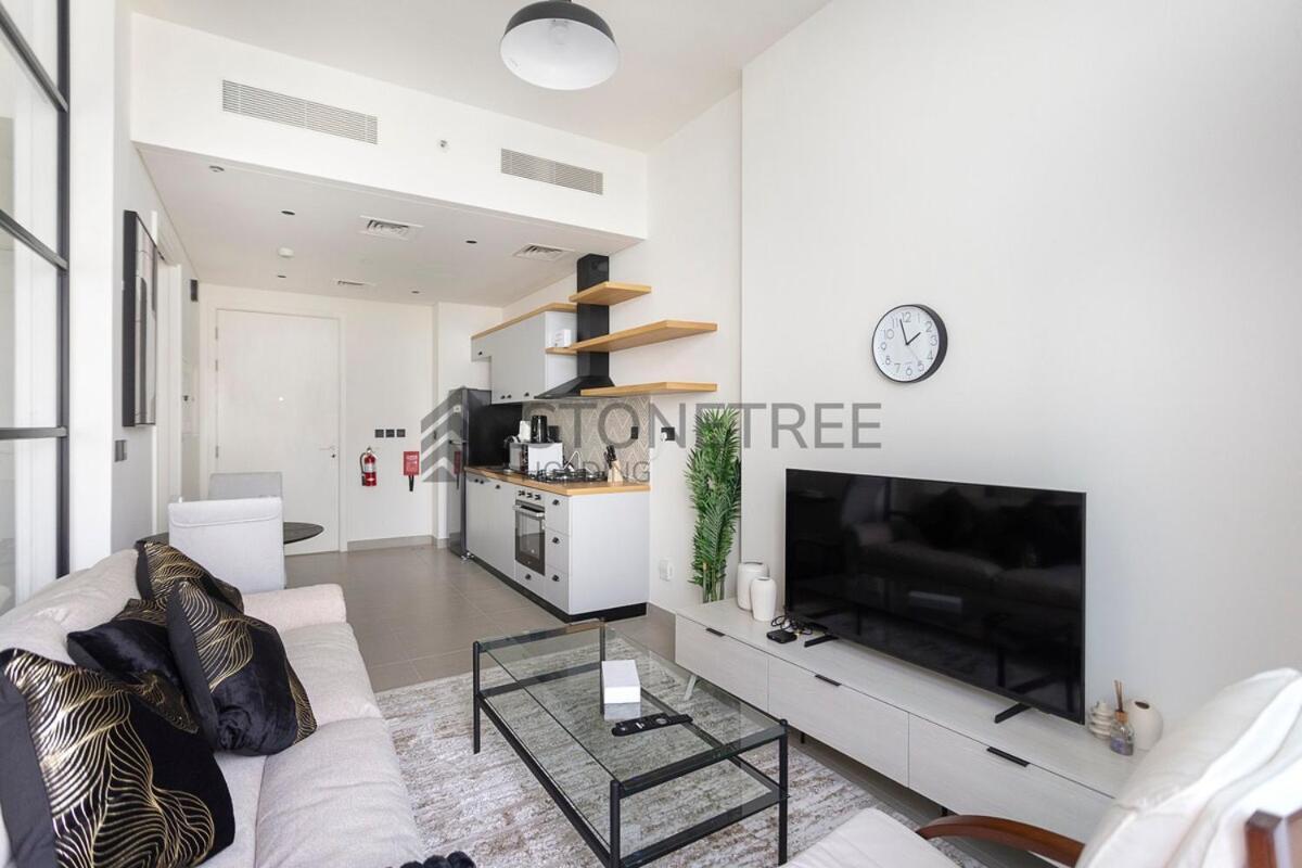 Modern 1br At Collective Tower 1 Near Hills Mall