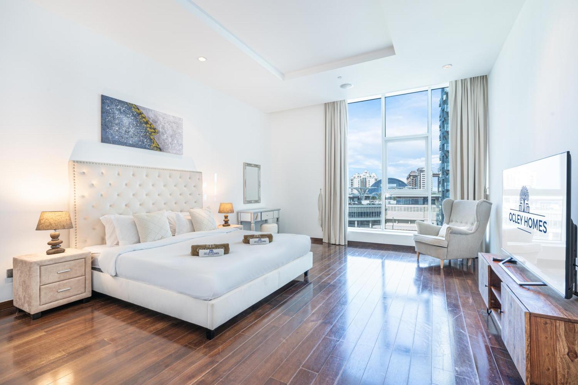Palm Next To Nakheel Mall With Private Dubai