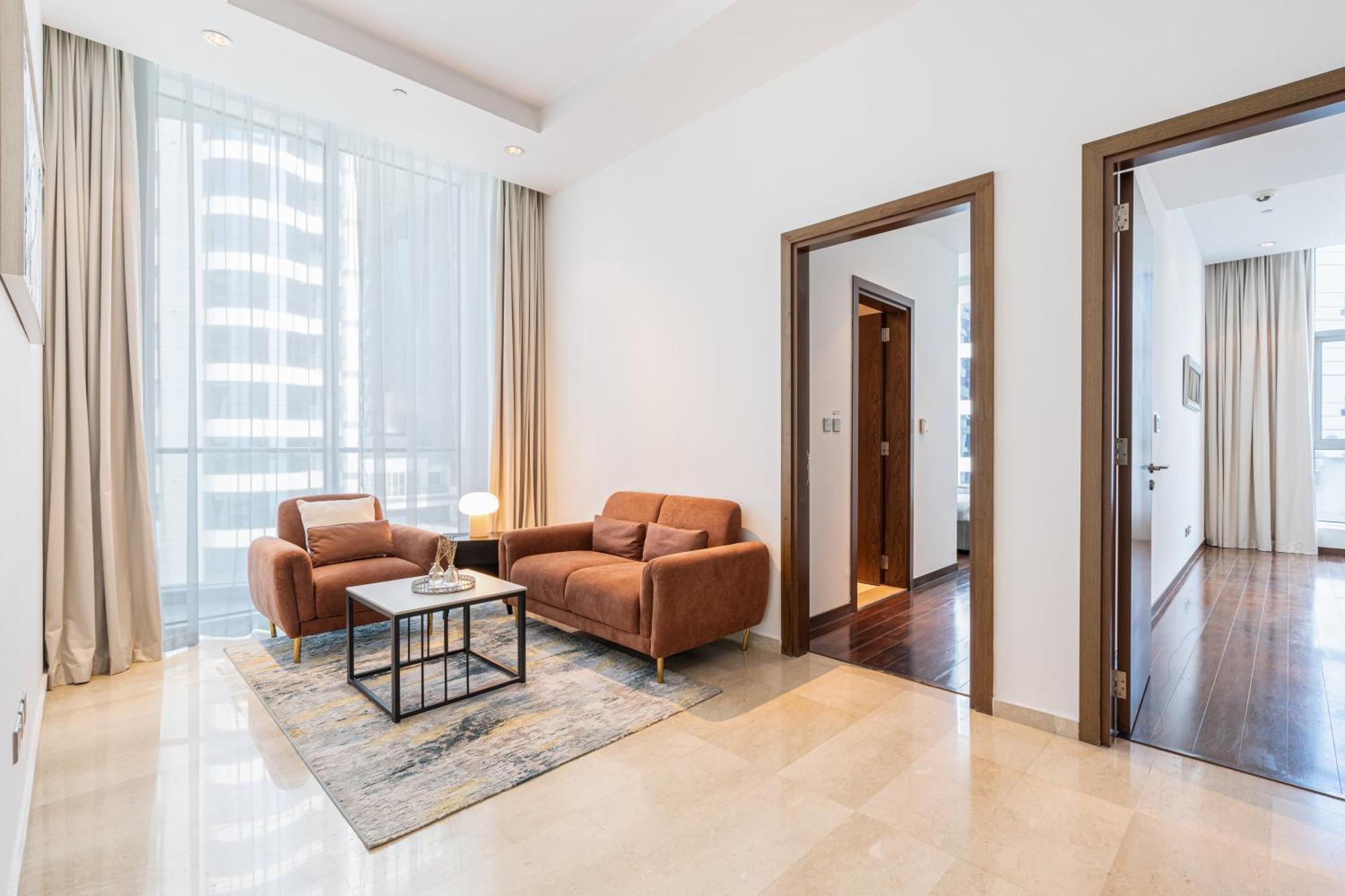 Palm Next To Nakheel Mall With Private Apartment *