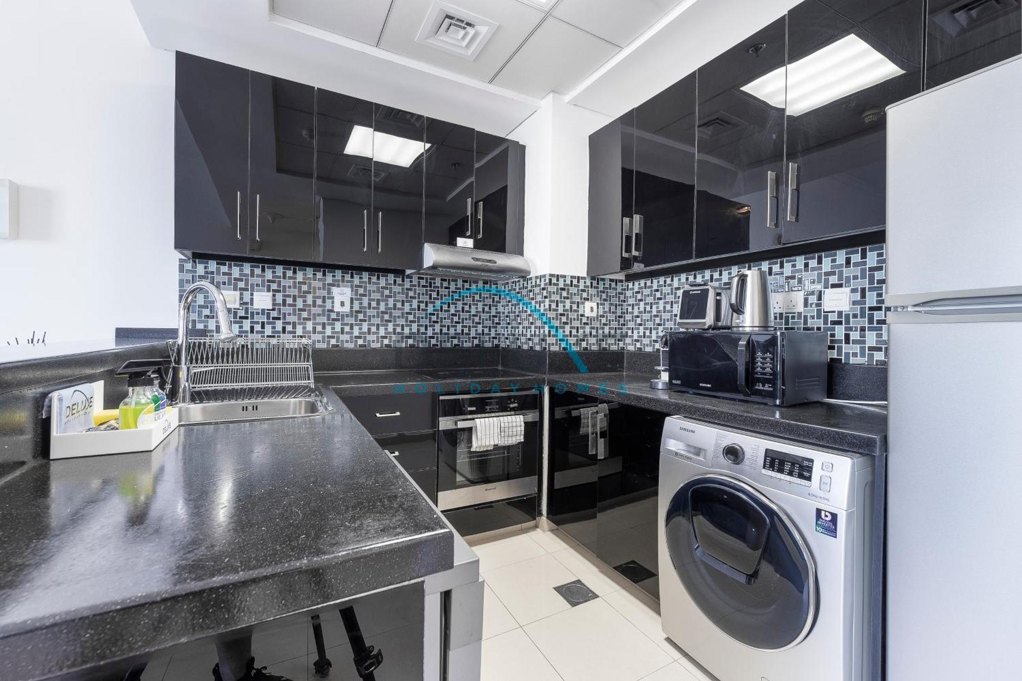 Spectacular 1br In Botanica Tower 1 Marina By Deluxe Holidy Homes