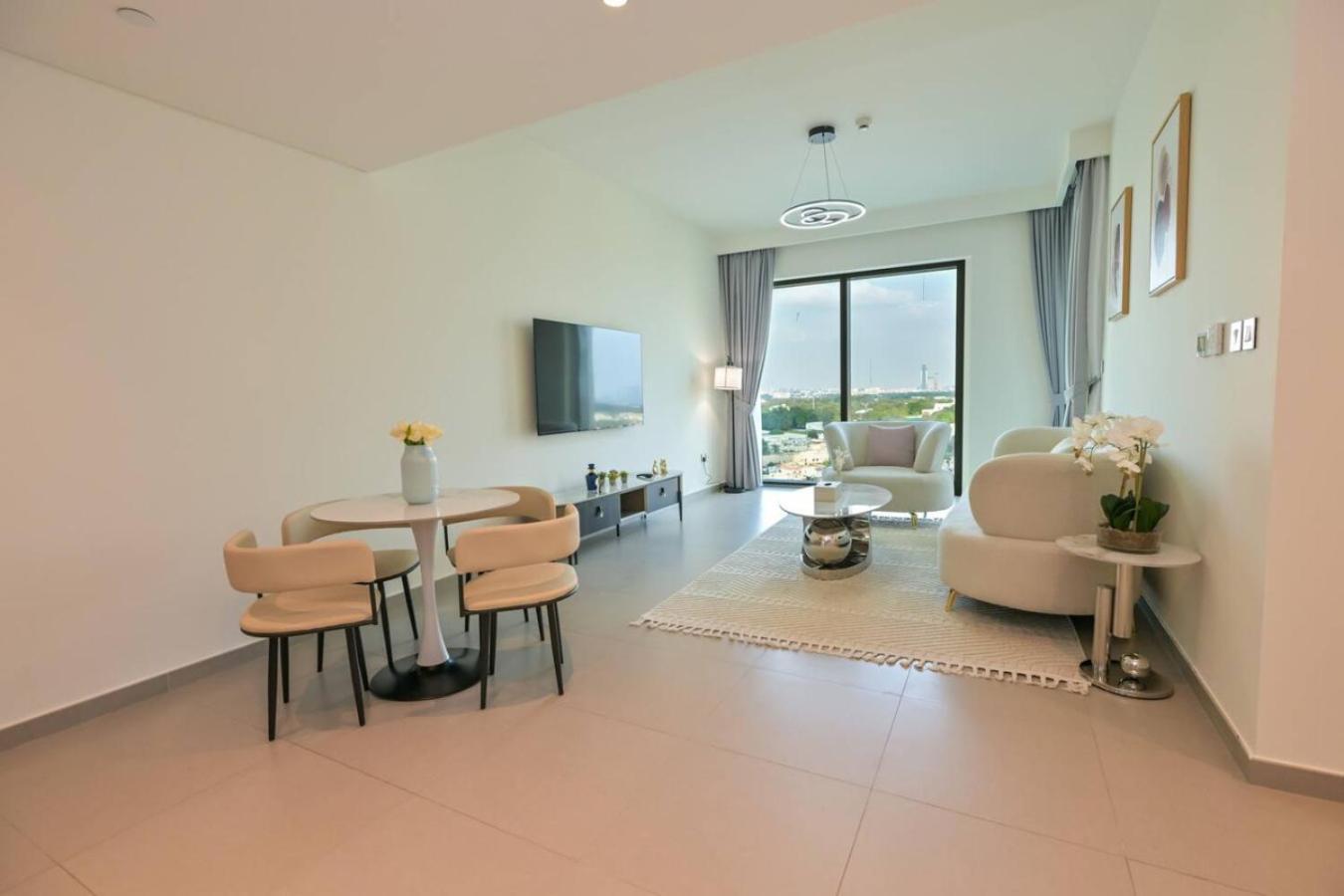 Elegant 2br In Downtown Views - 1 Min To Mall Zabeel Apartment