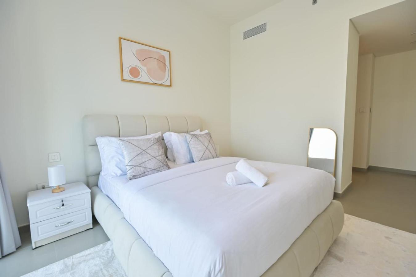 Elegant 2br In Downtown Views - 1 Min To Mall Zabeel
