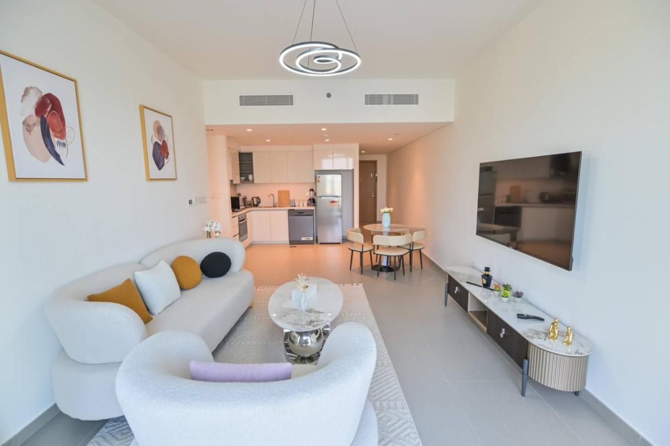 Elegant 2br In Downtown Views - 1 Min To Mall Zabeel Apartment *