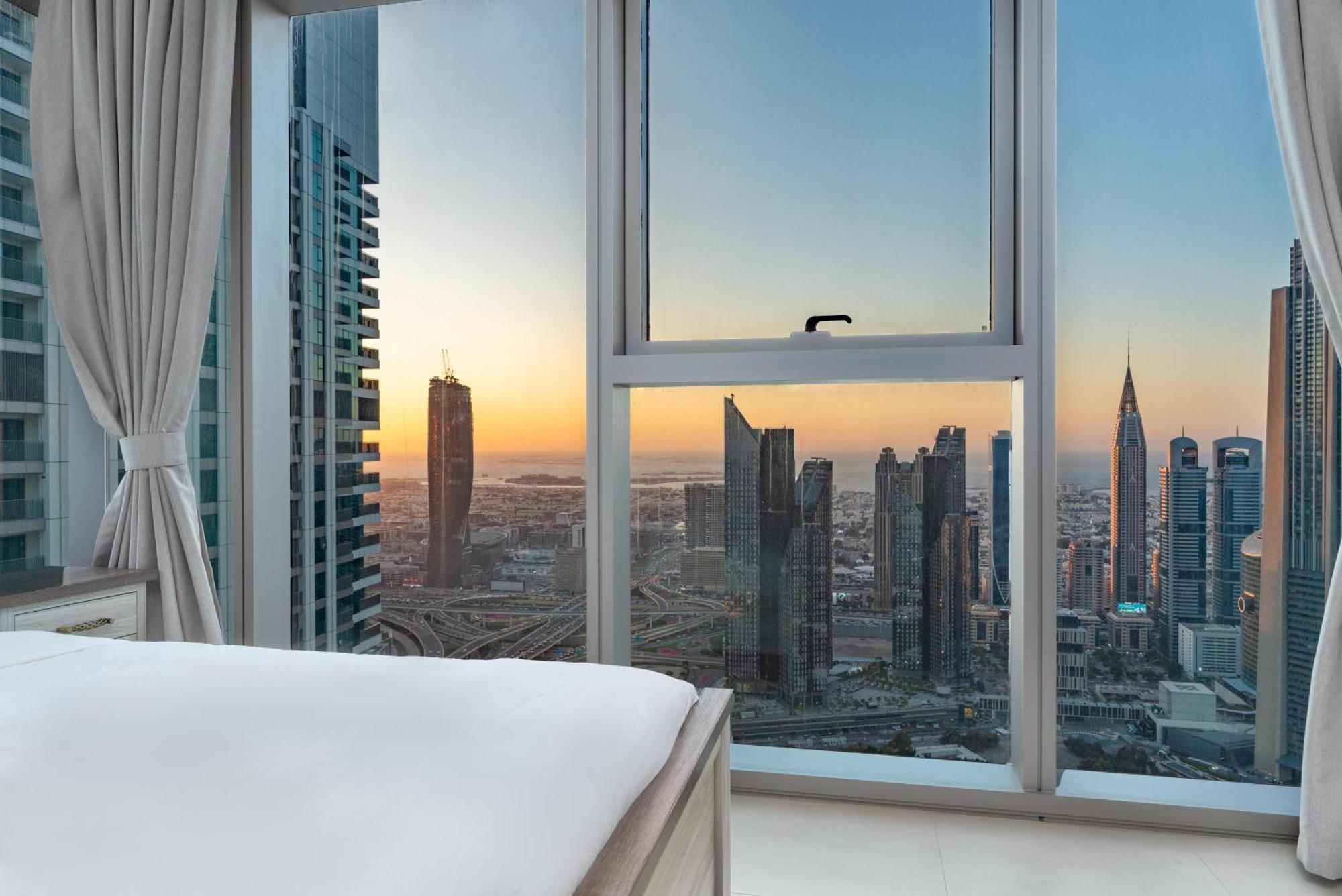 Apartment Burj Khalifa & Dancing Fountain View, 54th Floor & Mall Access Dubai