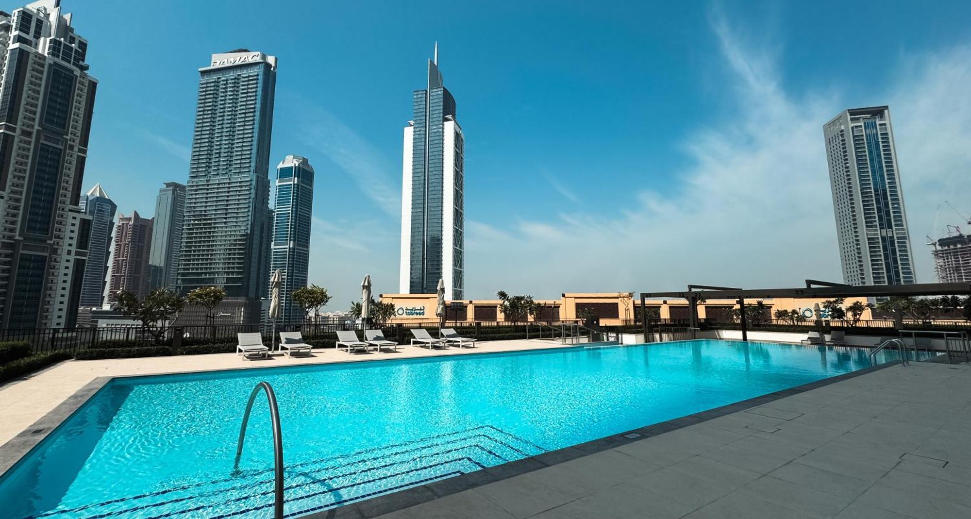 Burj Crown Luxury 2bedroom Balcony & View *