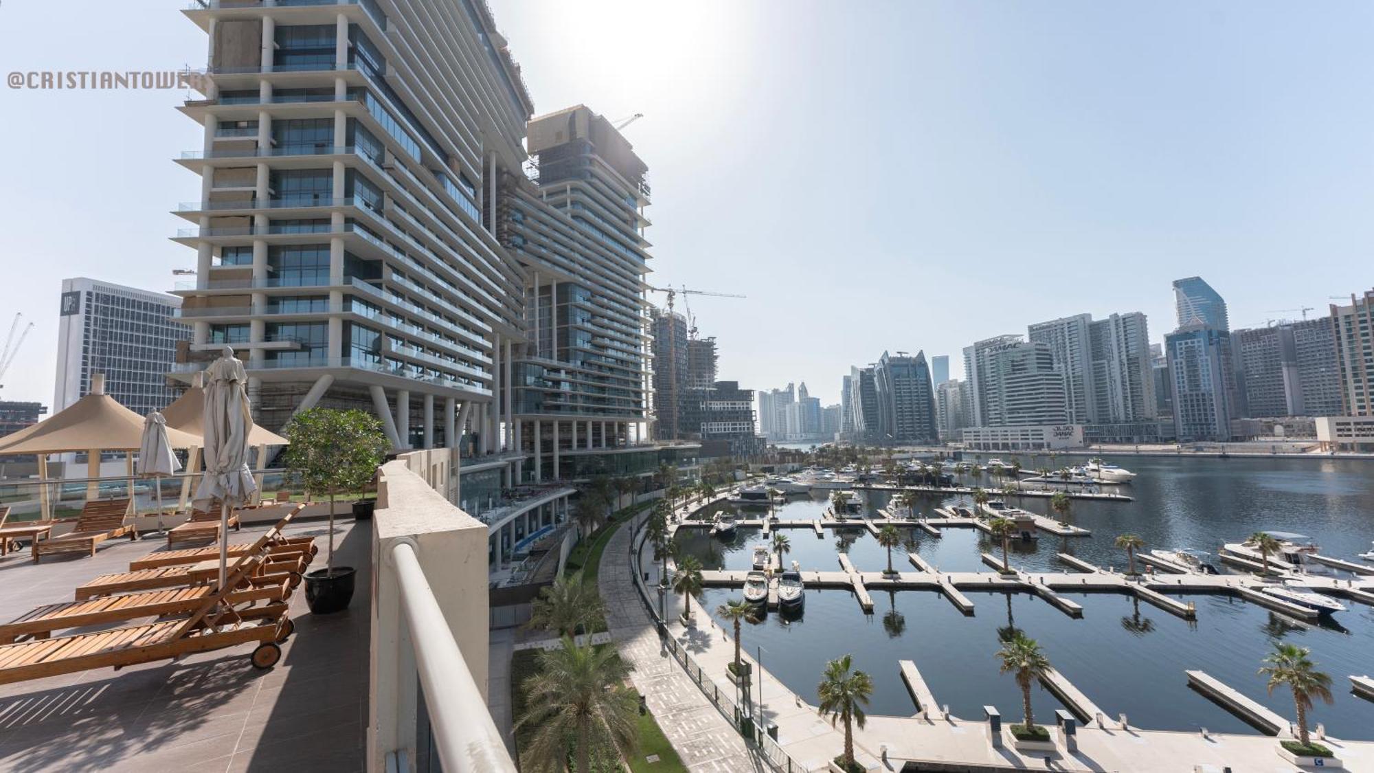 April Offer Huge 1bkh 4people & High Floor