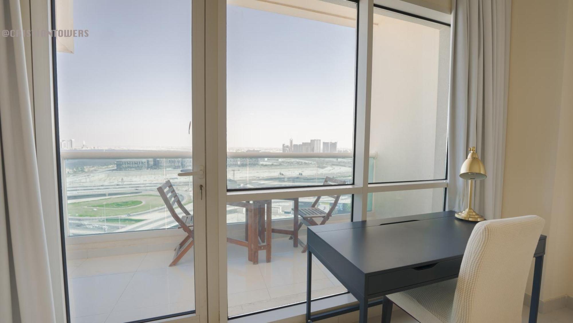 April Offer Huge 1bkh 4people & High Floor *