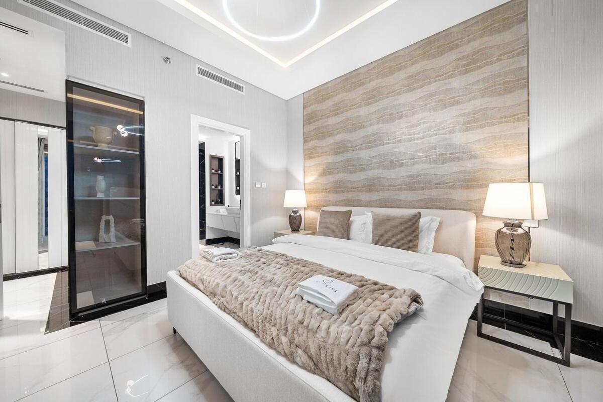 Apartment First Class 1br Luxury Escape Dubai