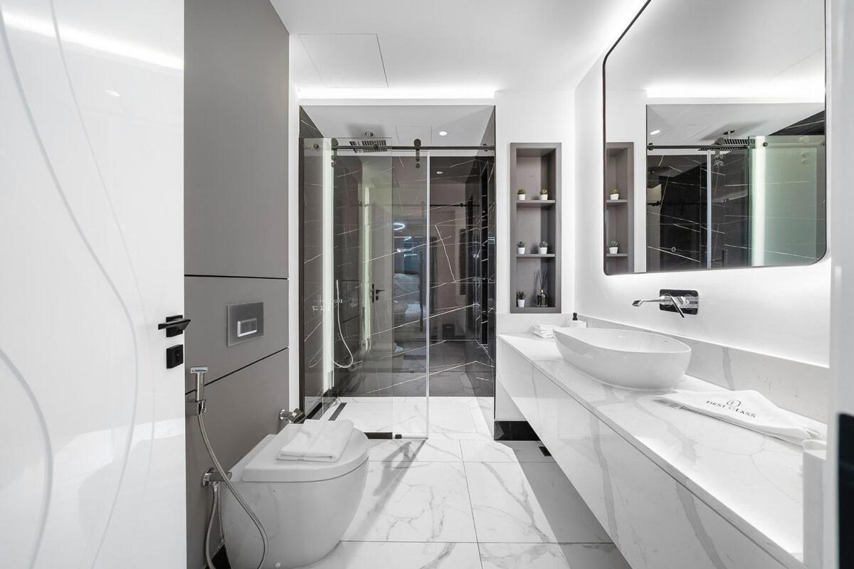 Apartment First Class 1br Luxury Escape