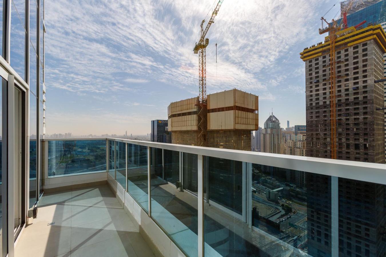 High Floor - 2br In Marina Arcade, Marina - Allsopp & Allsopp *