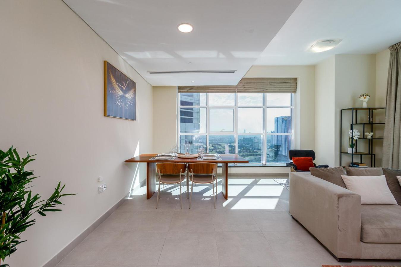 High Floor - 2br In Marina Arcade, Marina - Allsopp & Allsopp