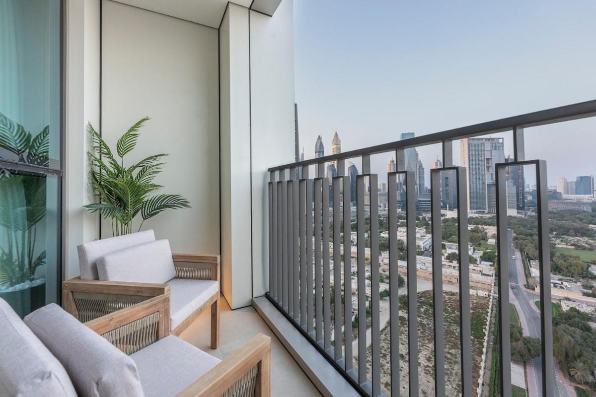 Cozy Spacious 2-bedroom In Downtown Apartment *