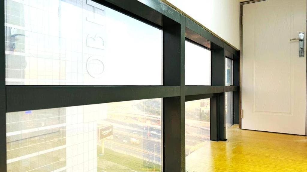 Premium Homestay In Business Bay Capsule hotel Dubai