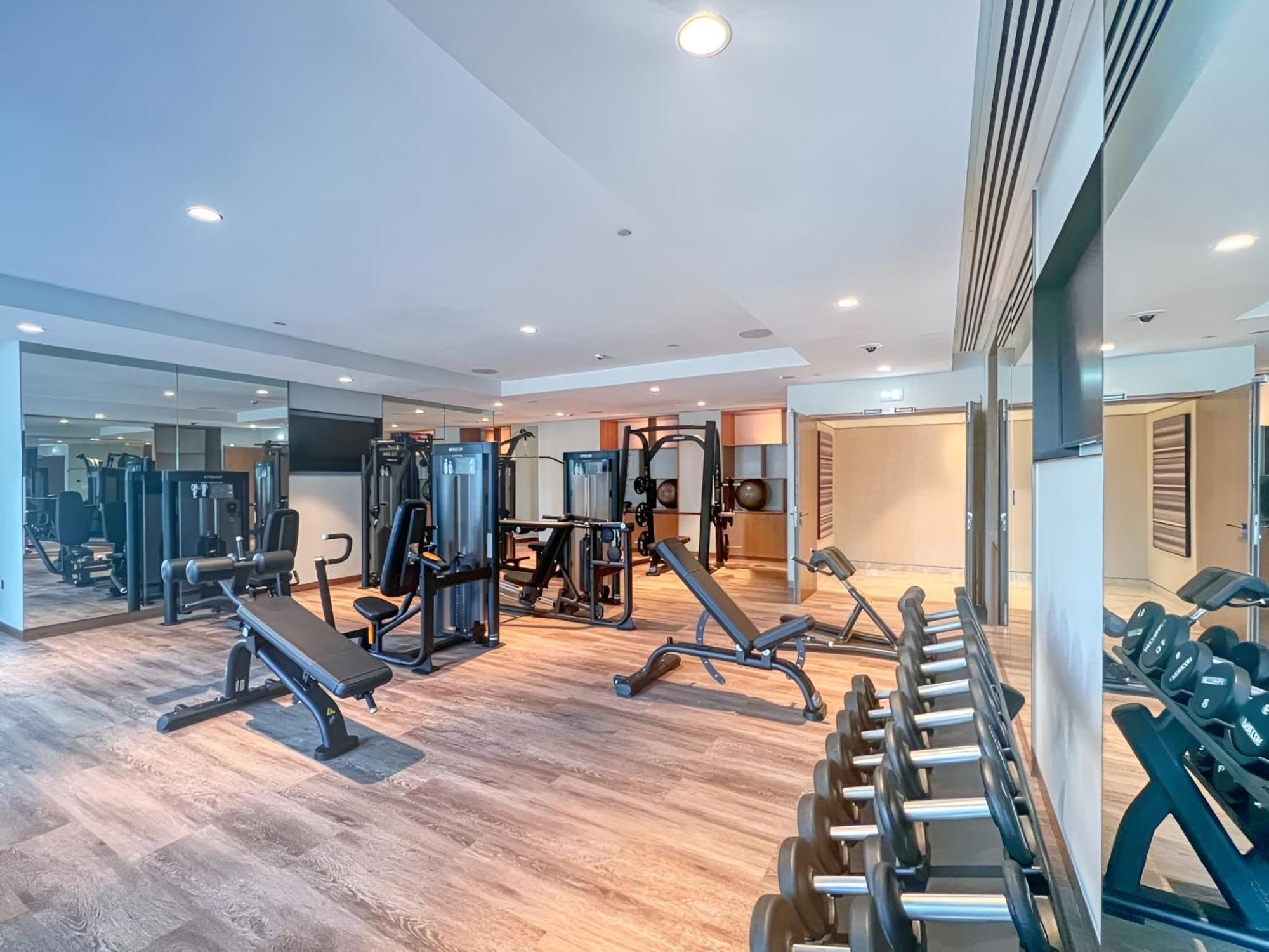 Apartment Expansive 7-bed Overlooking Burj & Fountains Dubai