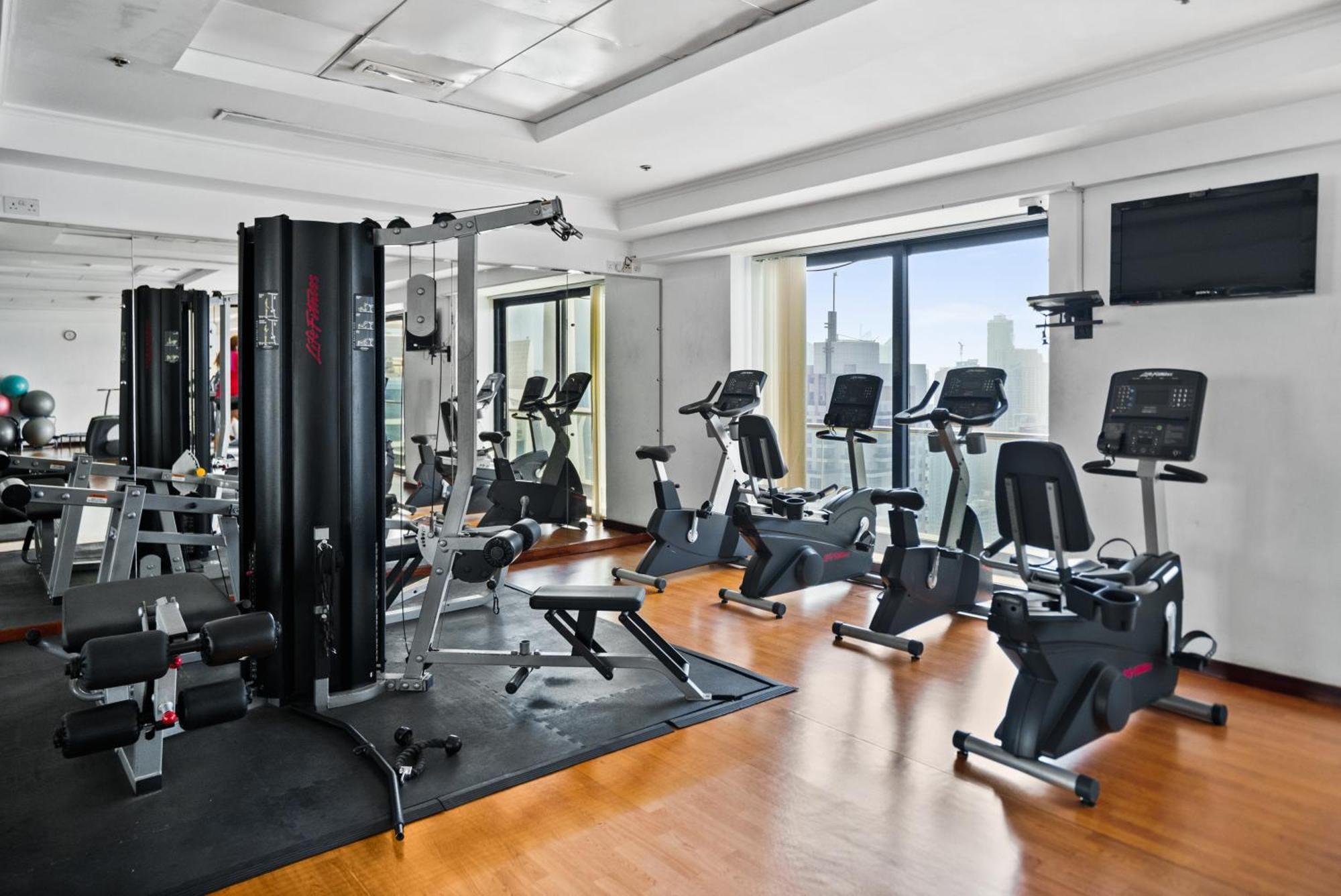Chic In Goldcrest Views, Jlt Apartment Dubai