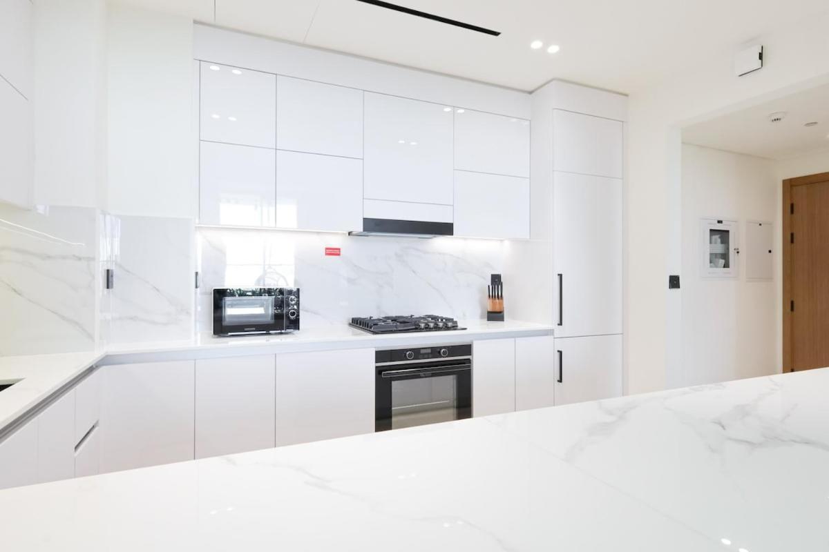 Elegant 1 Bed In Jvc Apartment