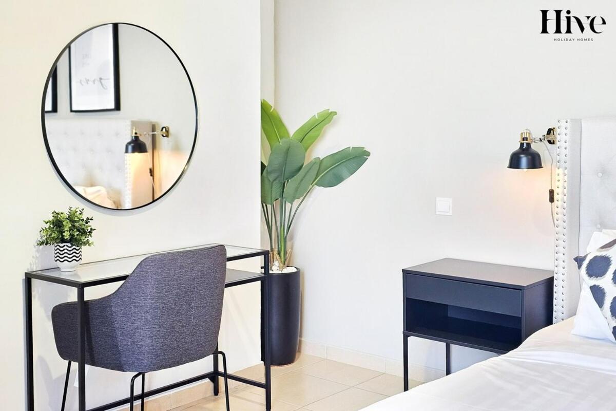 Spacious 2 Bed In Shams 4 Jbr Apartment *
