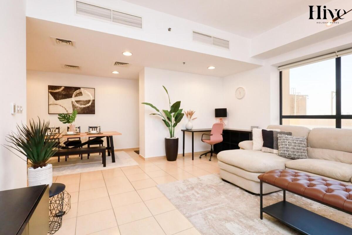 Spacious 2 Bed In Shams 4 Jbr Apartment