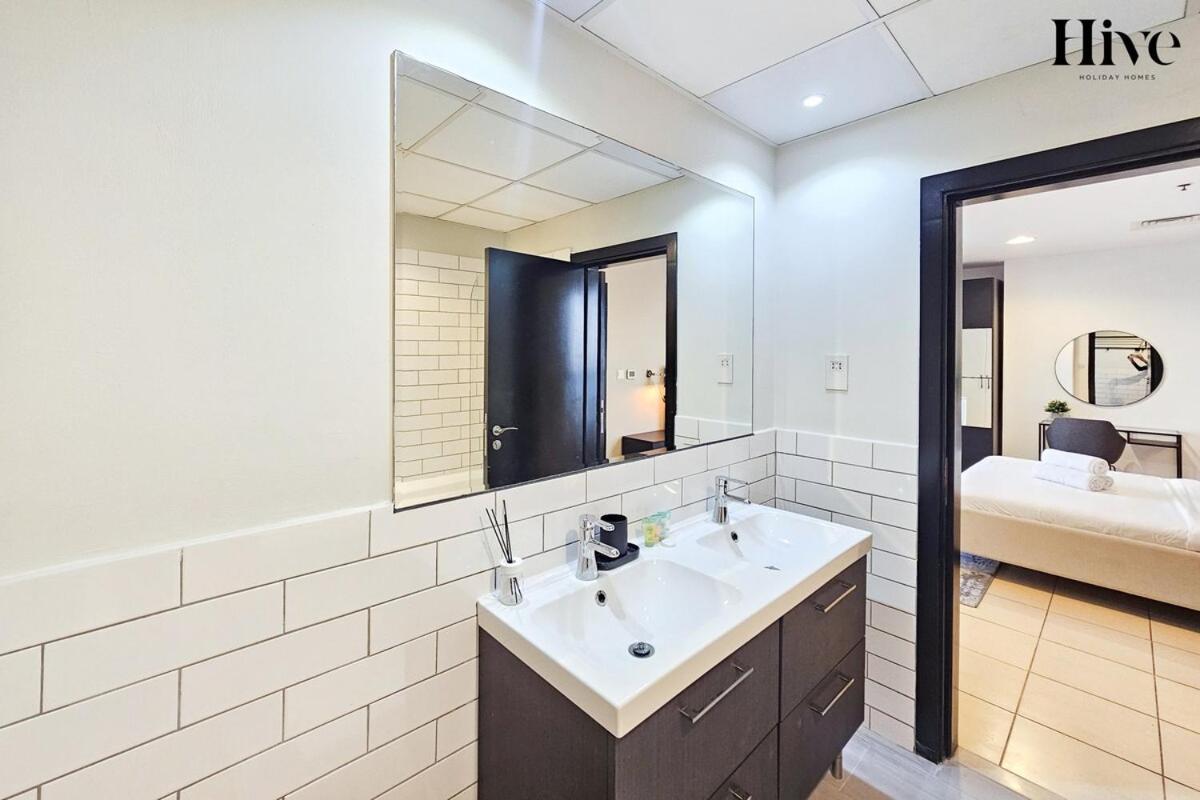 Spacious 2 Bed In Shams 4 Jbr *