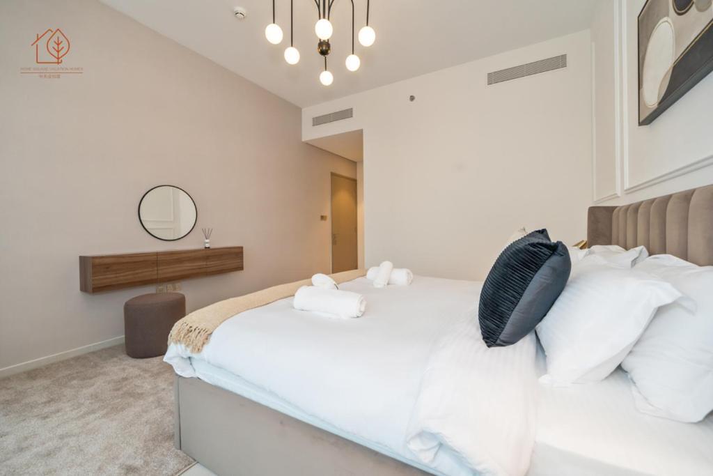 Burj Khalifa Views 2-Bedroom Apartment 203Gr-2