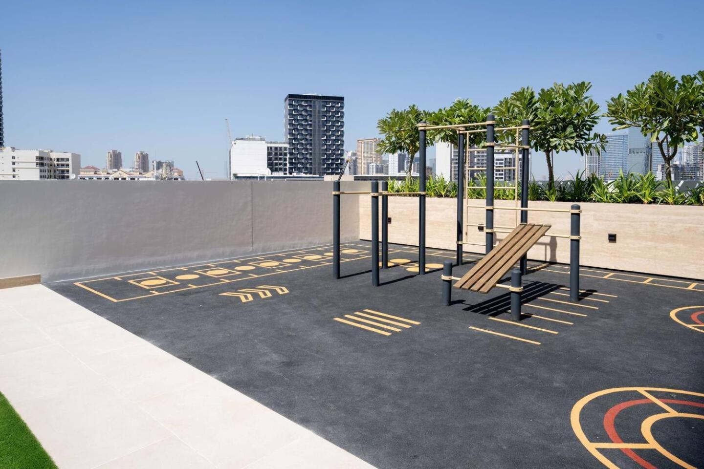 Chic Urban 1br In Jvc With Modern Amenities *