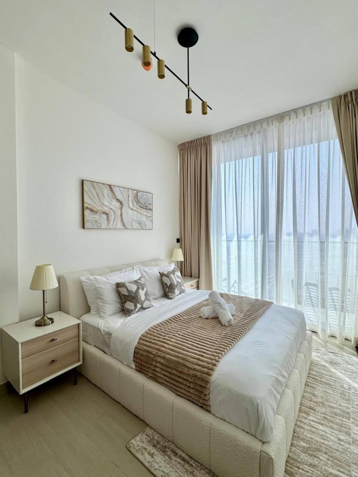 Chic Urban 1br In Jvc With Modern Amenities *