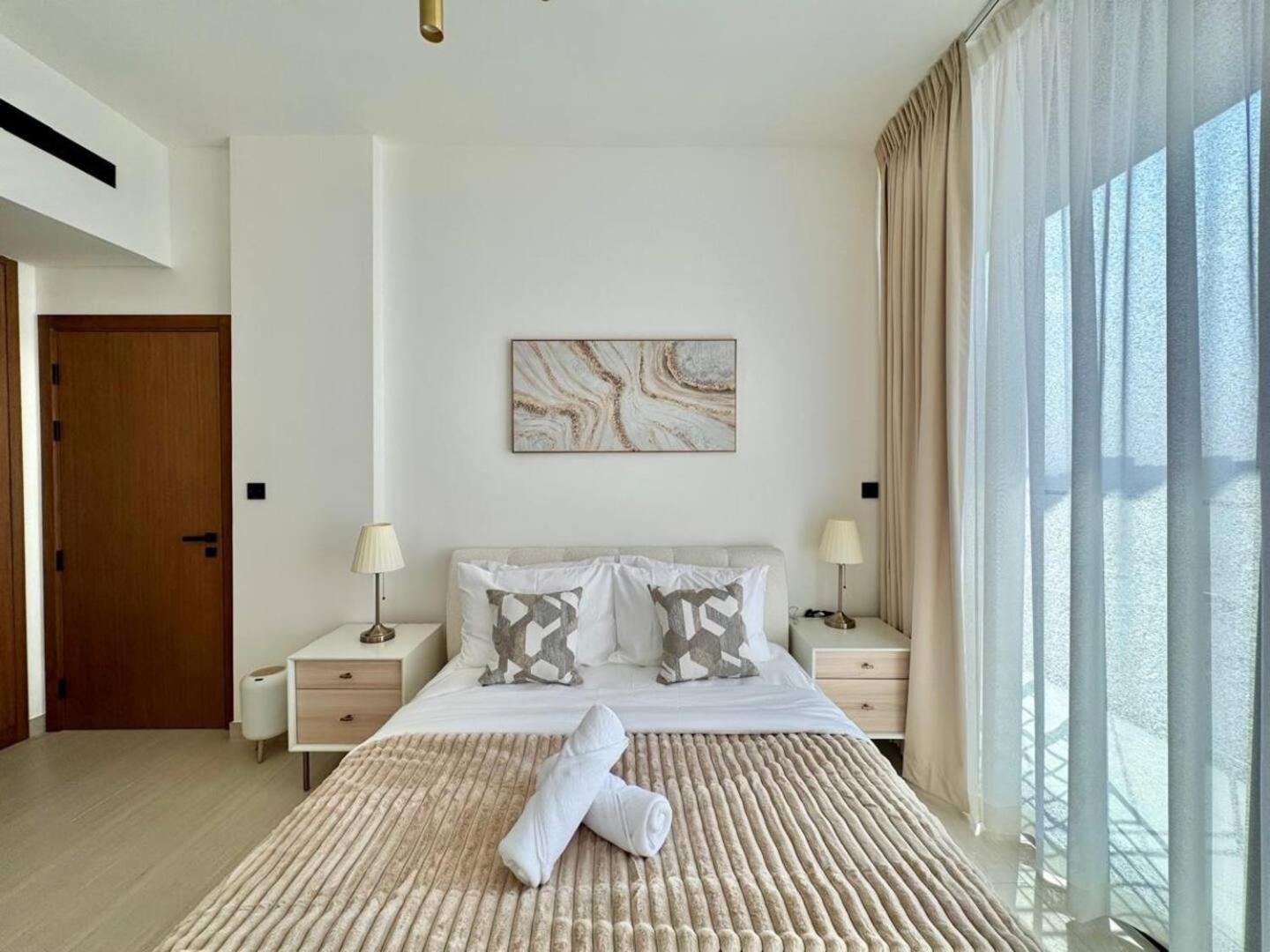 Chic Urban 1br In Jvc With Modern Amenities Apartment