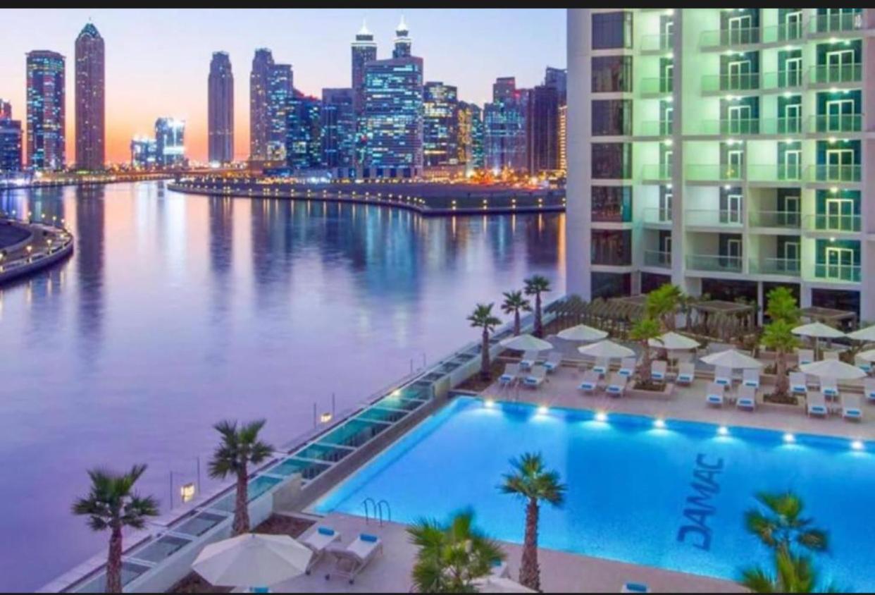 Luxurious In Damac Maison Prive By Phineek Vacation Dubai