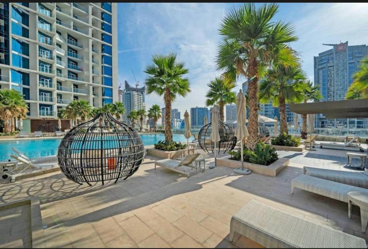 Luxurious In Damac Maison Prive By Phineek Vacation Apartment
